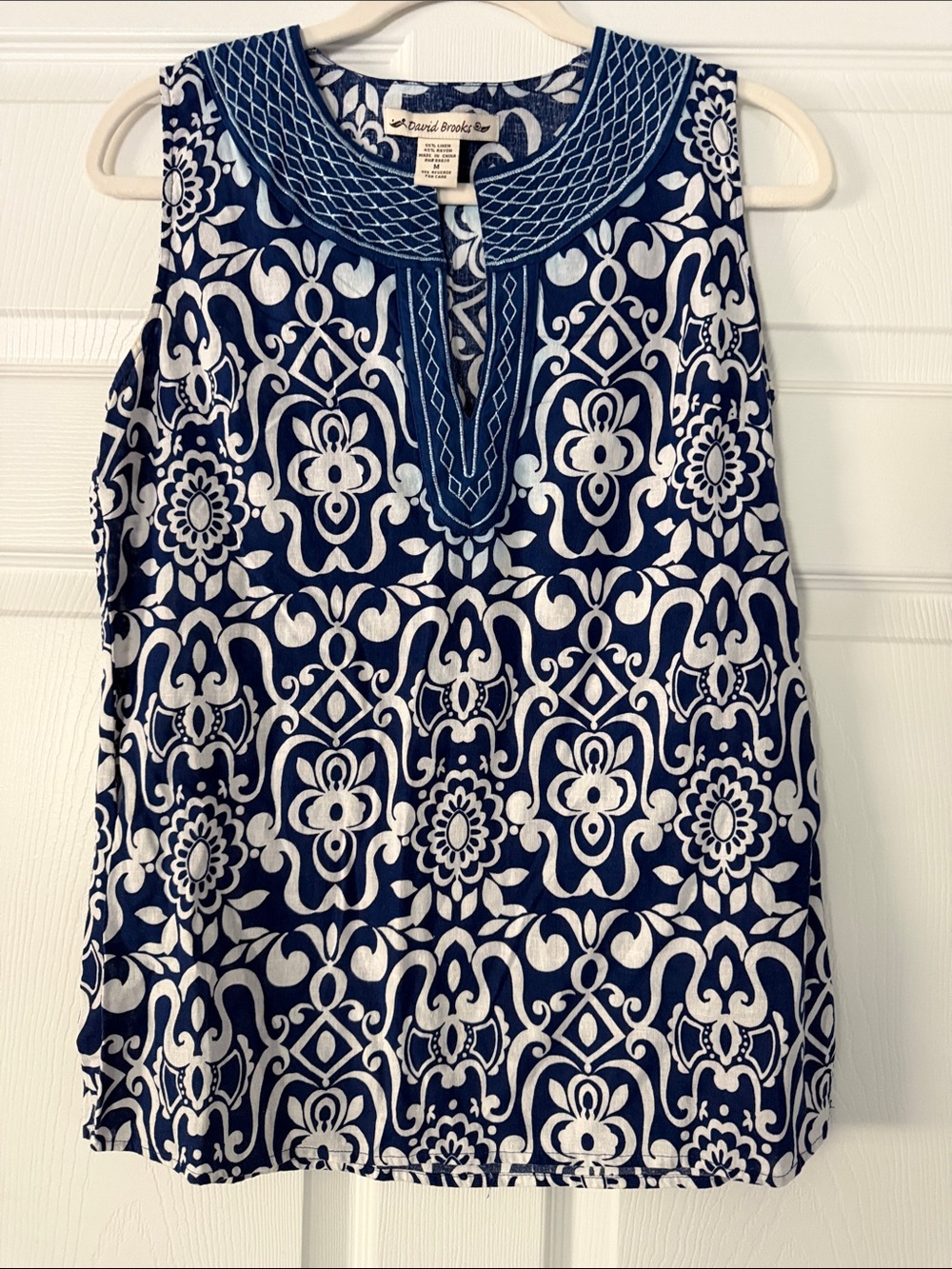 david brooks Navy and White Sleeveless Printed Blouse
